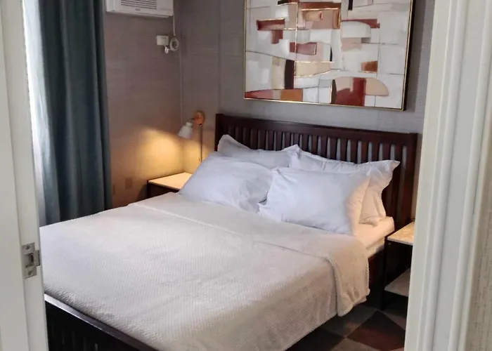 Spacious 2 Bedroom Condo Unit For Rent