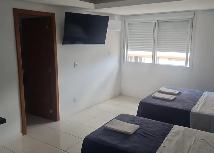 Hotel Do Centro 100M Santa Casa, Ufrgs, Araujo Viana, Pet'S Friendly!!!