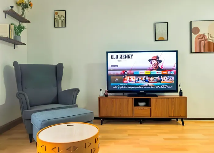 Zentrale Stadtwohnung Mit Kueche - Wifi I City Centre With Kitchen