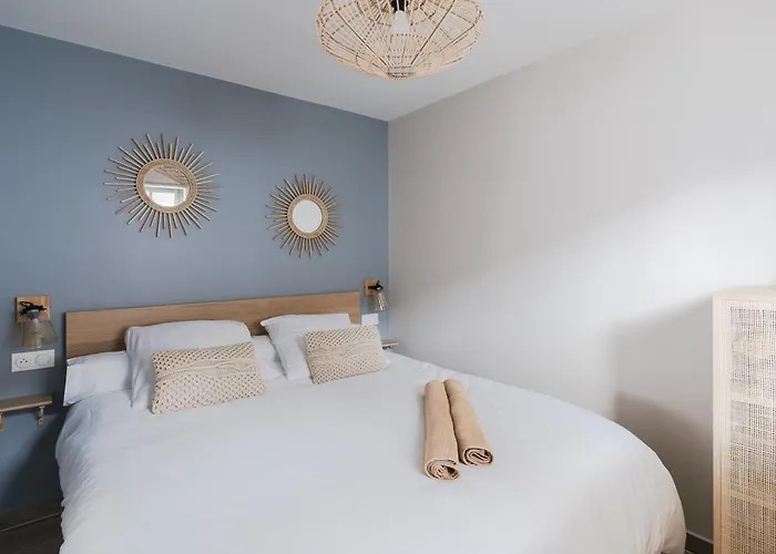Central Appartement With Terrace And Free Parking