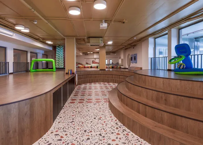 Ax Odycy Hotel