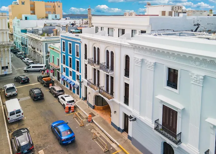 Armas Hotel