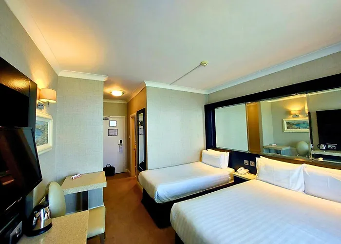 Flannery'S Hotel