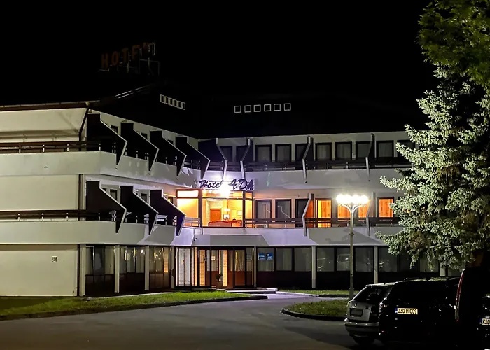 Hotel Ada