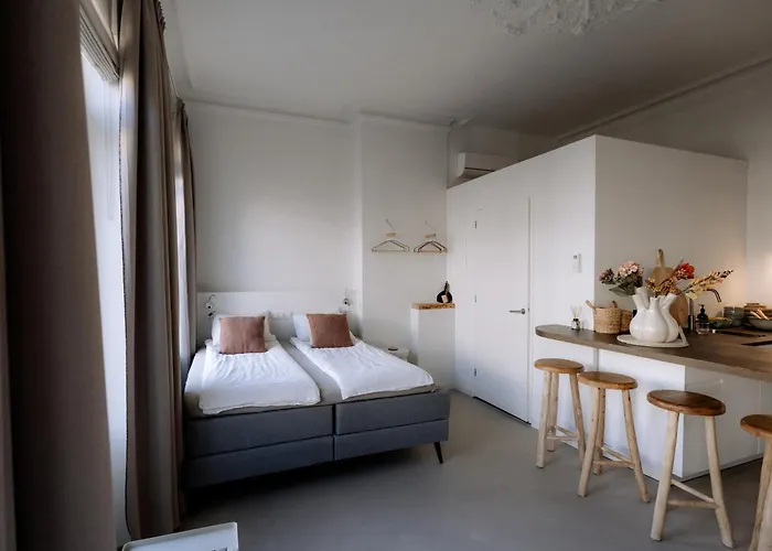 W Y C K - E N D Boutique Hotel