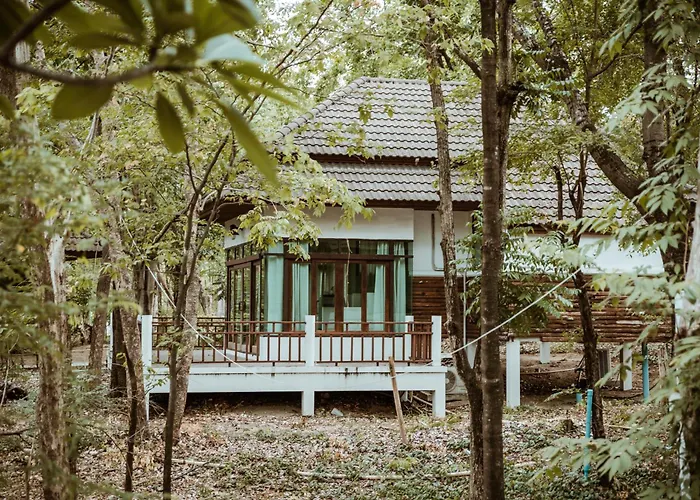 Tak Andaman Resort & Hotel