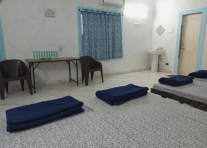 Dwarka Tourist Bungalow Only Family