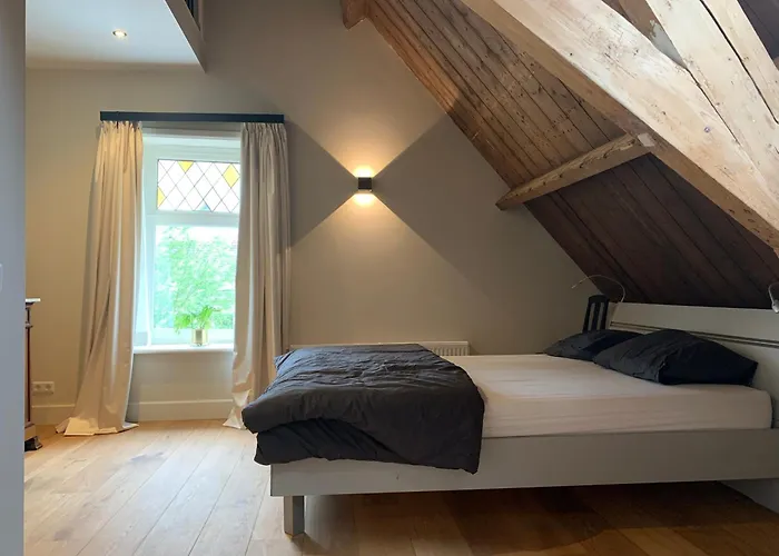 Vernieuwd Luxe Voorhuis - Naast De Molens