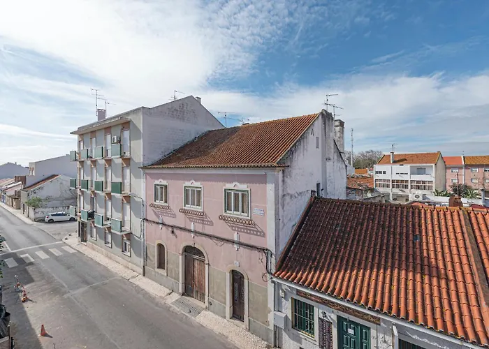Orangetreehouses