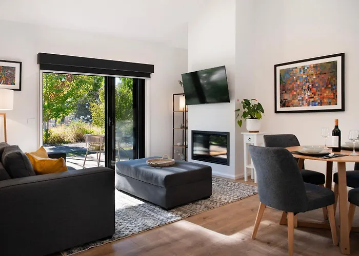 Cosy Edge- Charming Studio On Edge Of Town