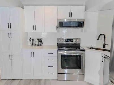 Private One Bedroom Suite For Rent