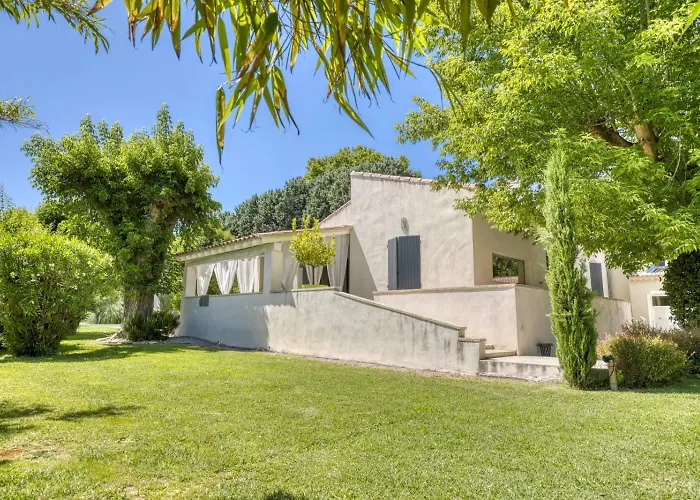 La Villa Aux Cypres Bleu