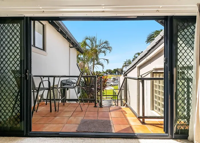 Byron Bay Beachfront Holiday Apartments