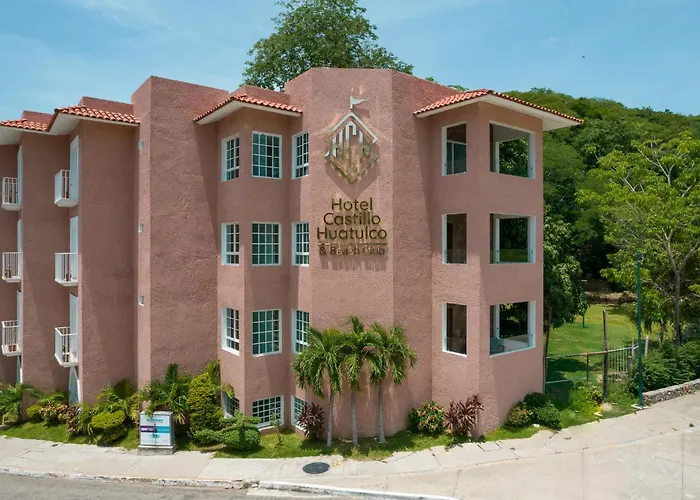 Hotel Castillo Huatulco & Beach Club