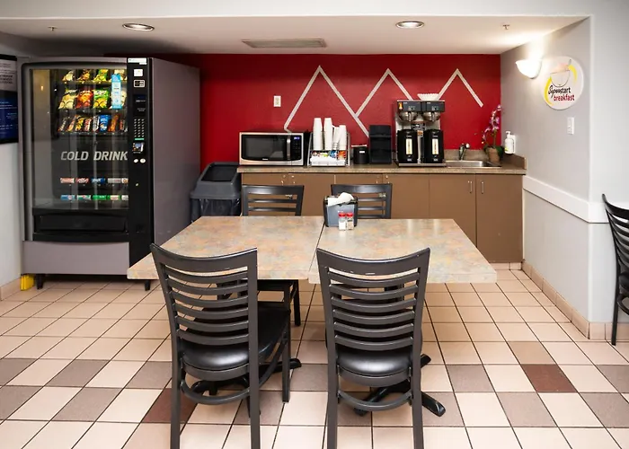 Ramada By Wyndham Cranbrook