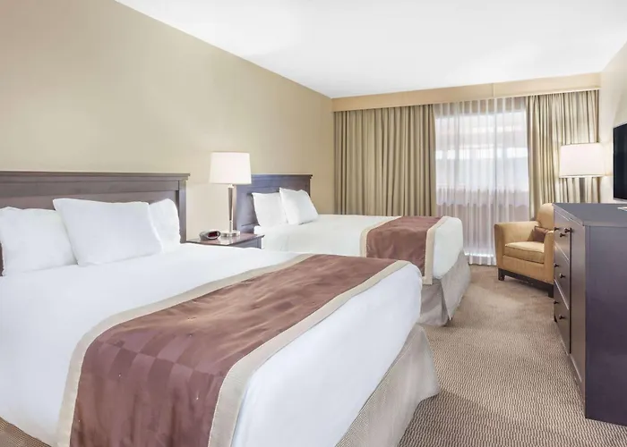 Baymont By Wyndham Red Deer
