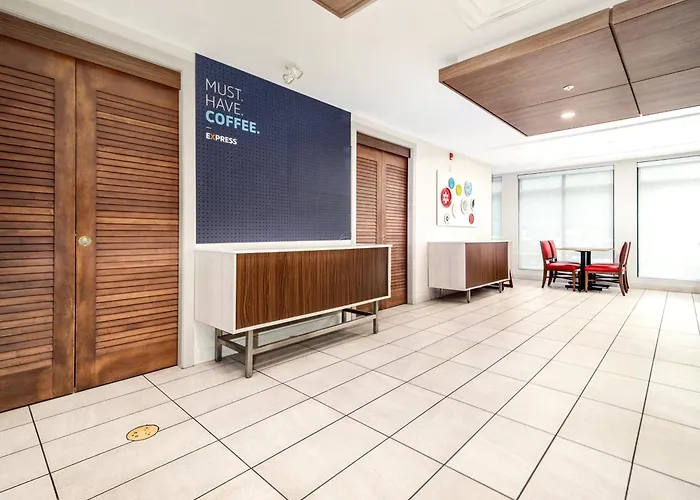 Holiday Inn Express & Suites Medicine Hat By Ihg