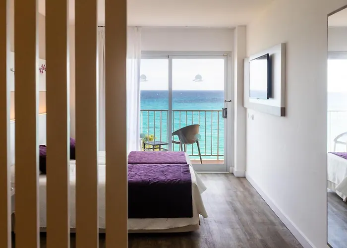 Hotel Brisa Marina (Adults Only)