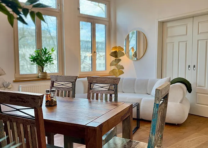 Modernes City-Apartment Mit Blick In Den Park Und 2 Baeder H9