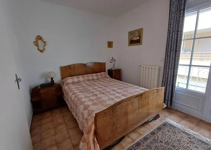 Maison De Village Proche Centre-Ville, Climatisation, 3 Pers.