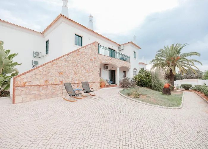 Casa Velha Apartments - Adults Friendly