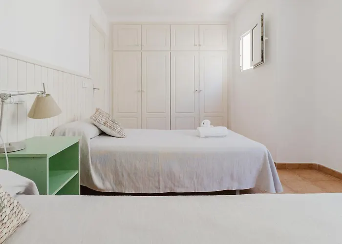 Apartamentos Timon - Emar Hotels