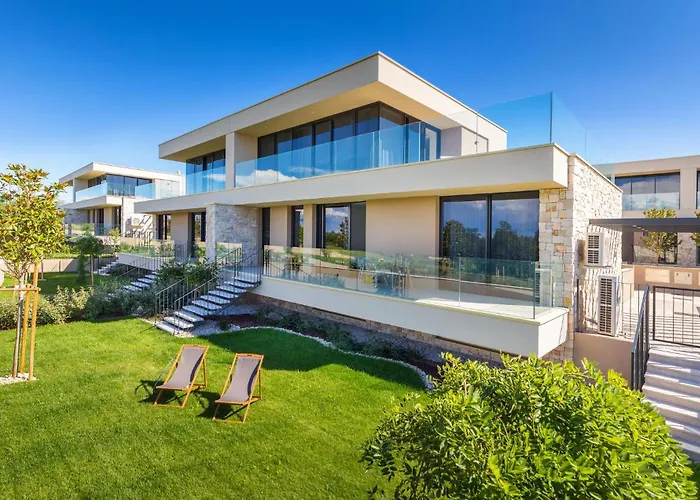 Luxurious Home In Savudrija