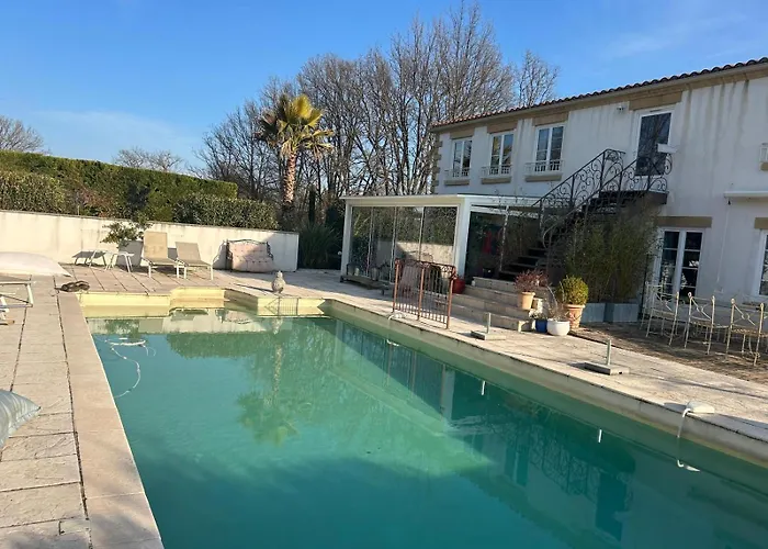 La Villa Du Bau Reddoun ,Piscine ,Jardin , Jolie Vue Sur Callian, Calme Et Serenite