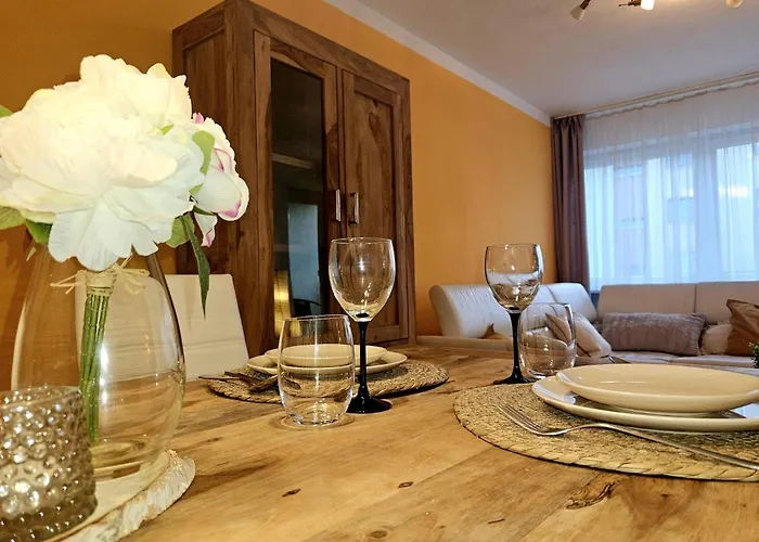 Ferienwohnung Sonnenfeld Mit Gartenblick