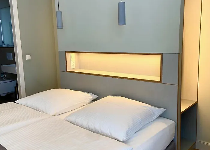 Hotel 38