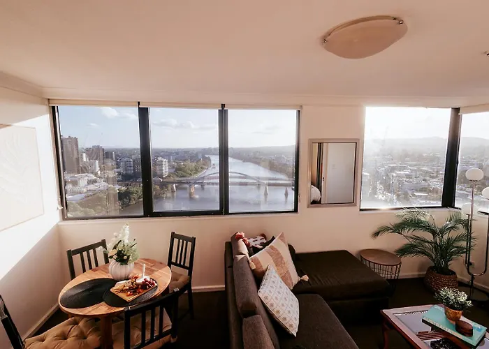 Riverview One-Bedroom Apartment Brisbane Cbd