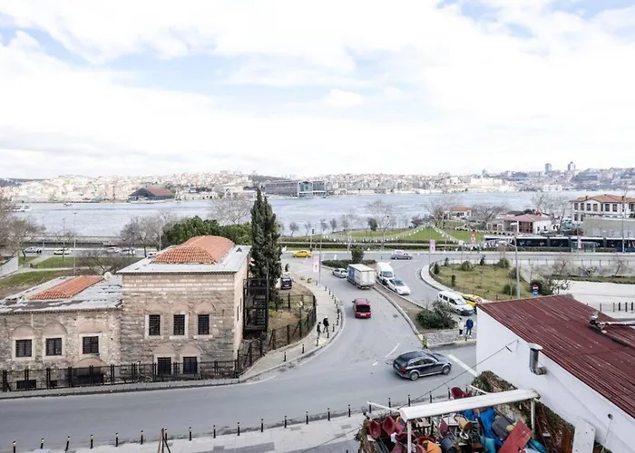 Stunning New Balat Water Front Pad! #383