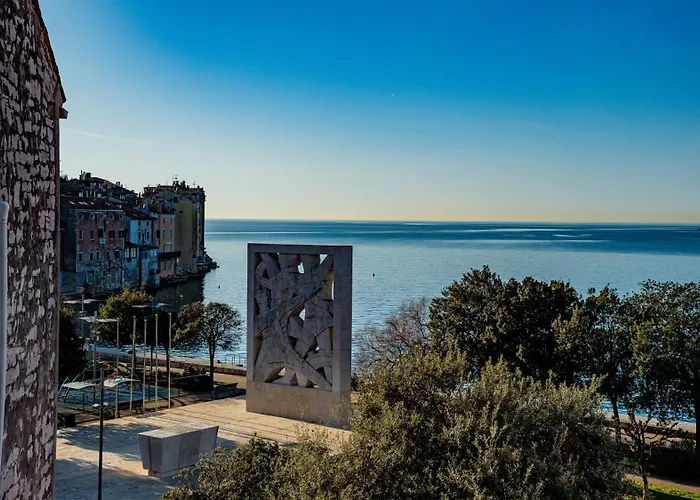 Lya Sea View Apartments By Leo And Aphra