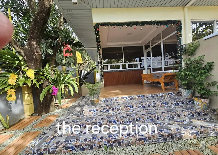 Summerville Hotel And Resort