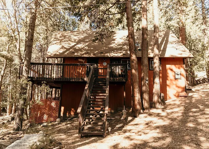 Cozy Sequoia Forest Cabin Near Lake Isabella