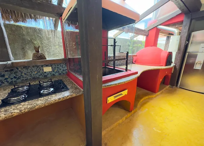 Condominio Pousada North Shore Maresias: Beachfront Studios with Kitchen and Amenities