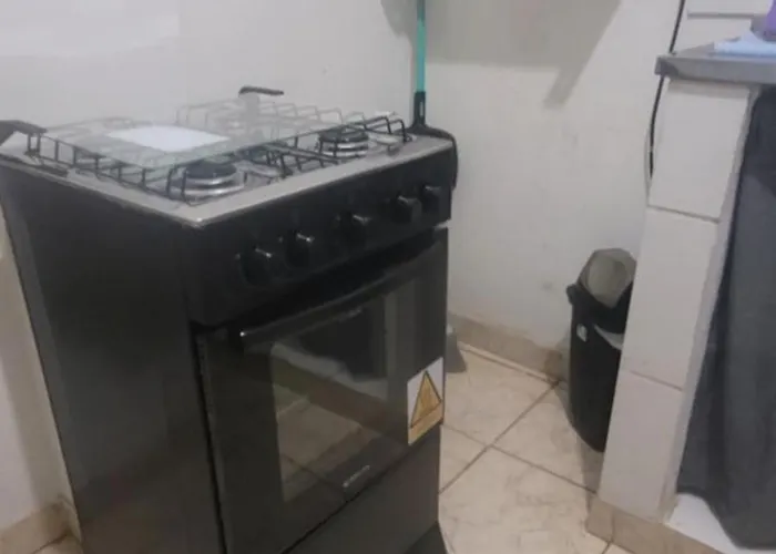 Maravilhosa Kitnet 10 Min Da Praia