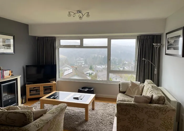 Ambleside 3 Bedroom Apartment