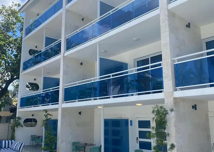 New Garden Hotel