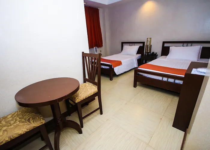 Roxas Midtown Hotel