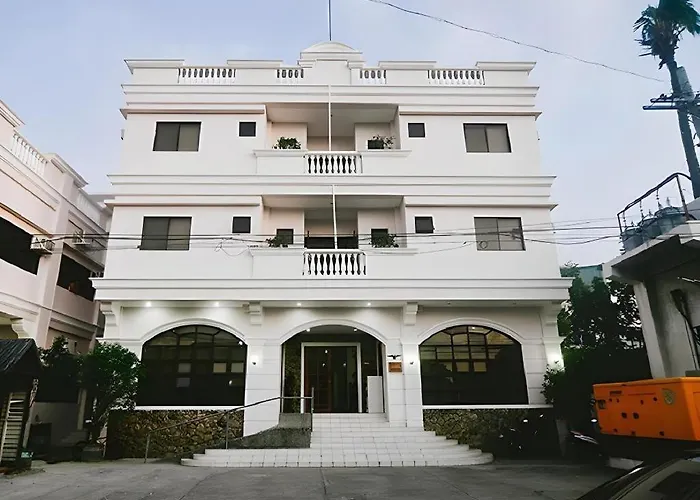 El Haciendero Private Hotel