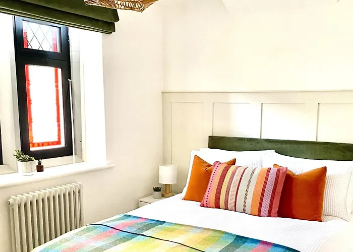 Boutique Chapel Apartment Within City Walls