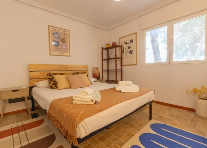 Sunny Villa Near Alicante, Own Pool & Playground!