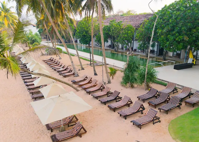 Pandanus Beach Resort & Spa