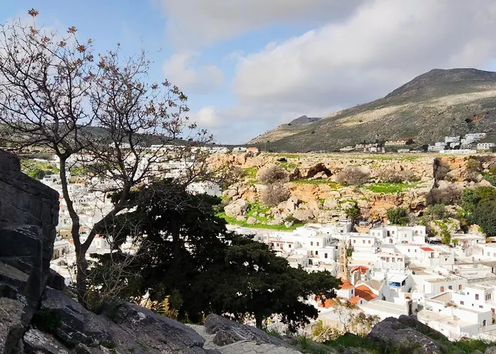 Lindos Esel Suites