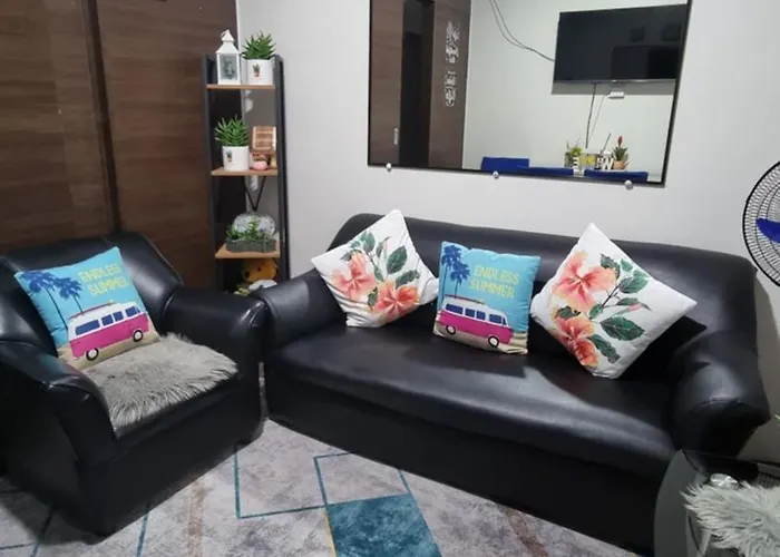 Marivic'S Place At Air Residences Makati
