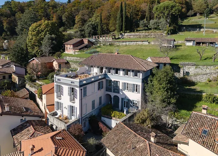 Villa Viviana - By Myhomeincomo