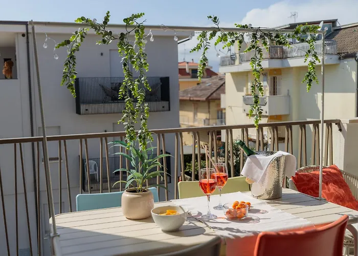 Sea & Nature Suite - Romantic - 5 Min Spiaggia