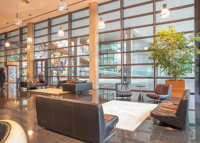 Vip Executive Arts Hotel