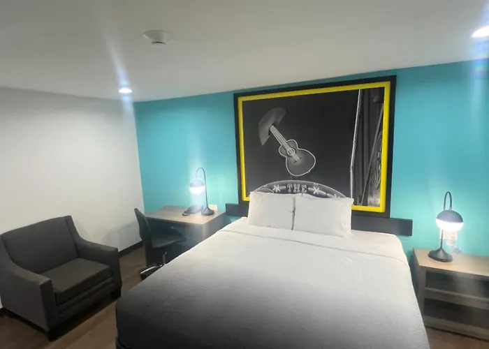 Super 8 By Wyndham Wichita Falls